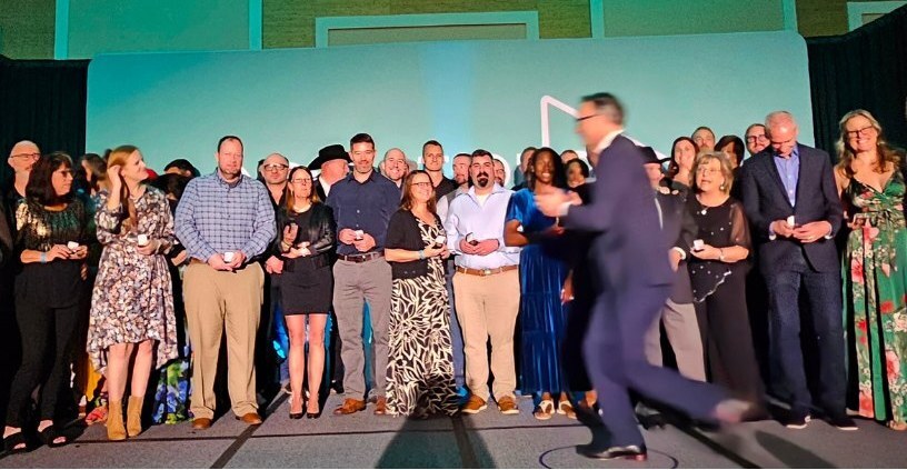Awards night on the teal-lit main stage